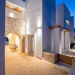 Triotissa Local Living Residences Lägenhet