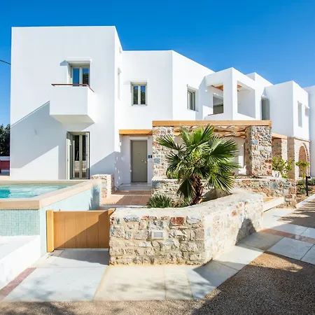 Triotissa Local Living Residences * Drios