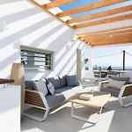 דירה Triotissa Local Living Residences