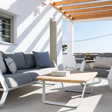 شقة Triotissa Local Living Residences *