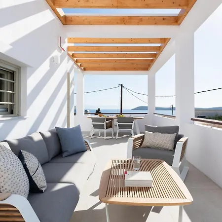 Triotissa Local Living Residences شقة دريوس