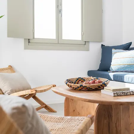 Apartment Triotissa Local Living Residences *