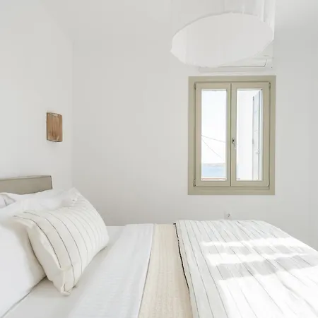 Triotissa Local Living Residences دريوس